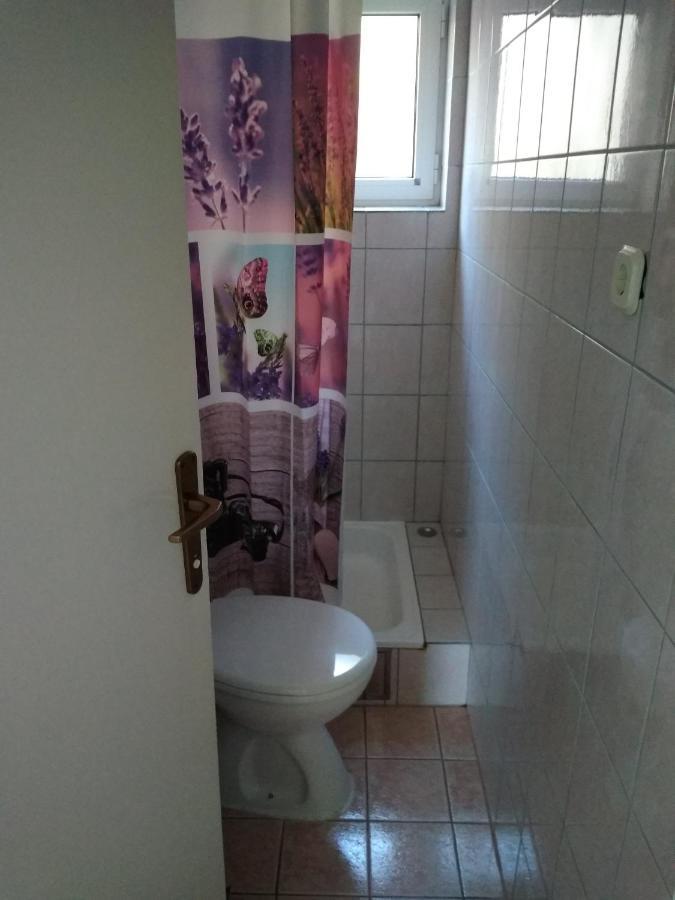 Apartment For 6 In Makarska Centar Екстер'єр фото