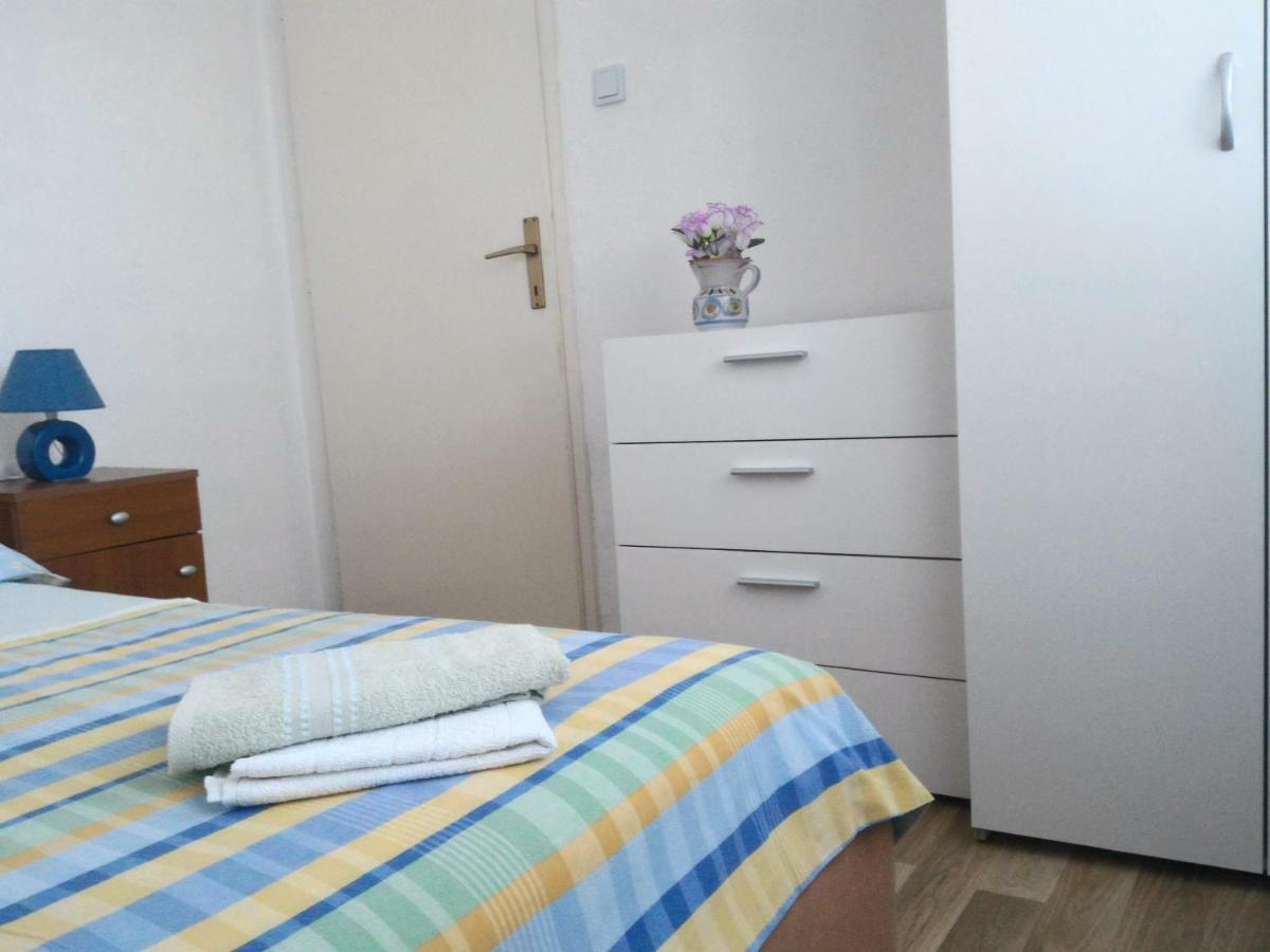 Apartment For 6 In Makarska Centar Екстер'єр фото