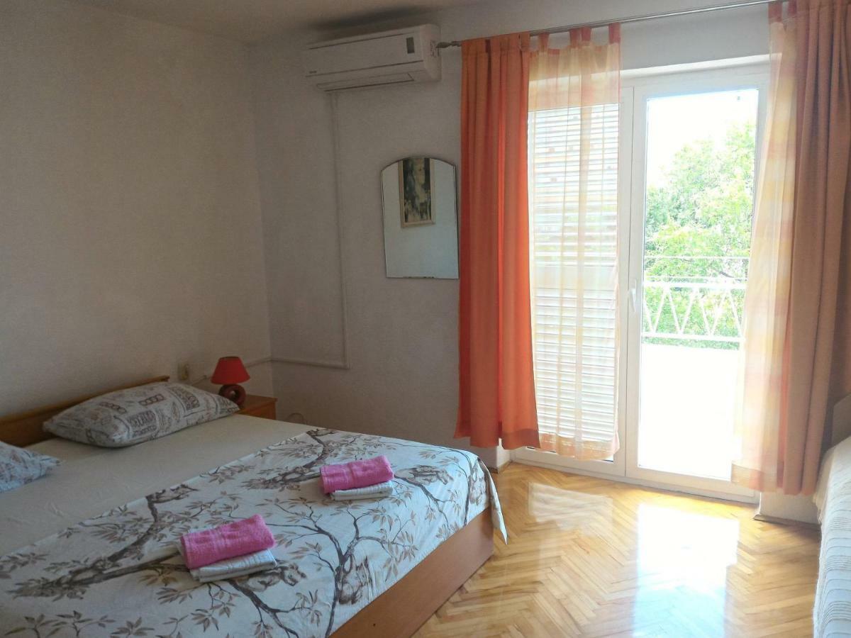 Apartment For 6 In Makarska Centar Екстер'єр фото