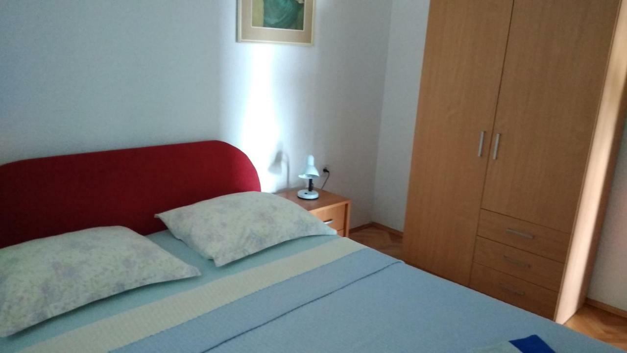 Apartment For 6 In Makarska Centar Екстер'єр фото